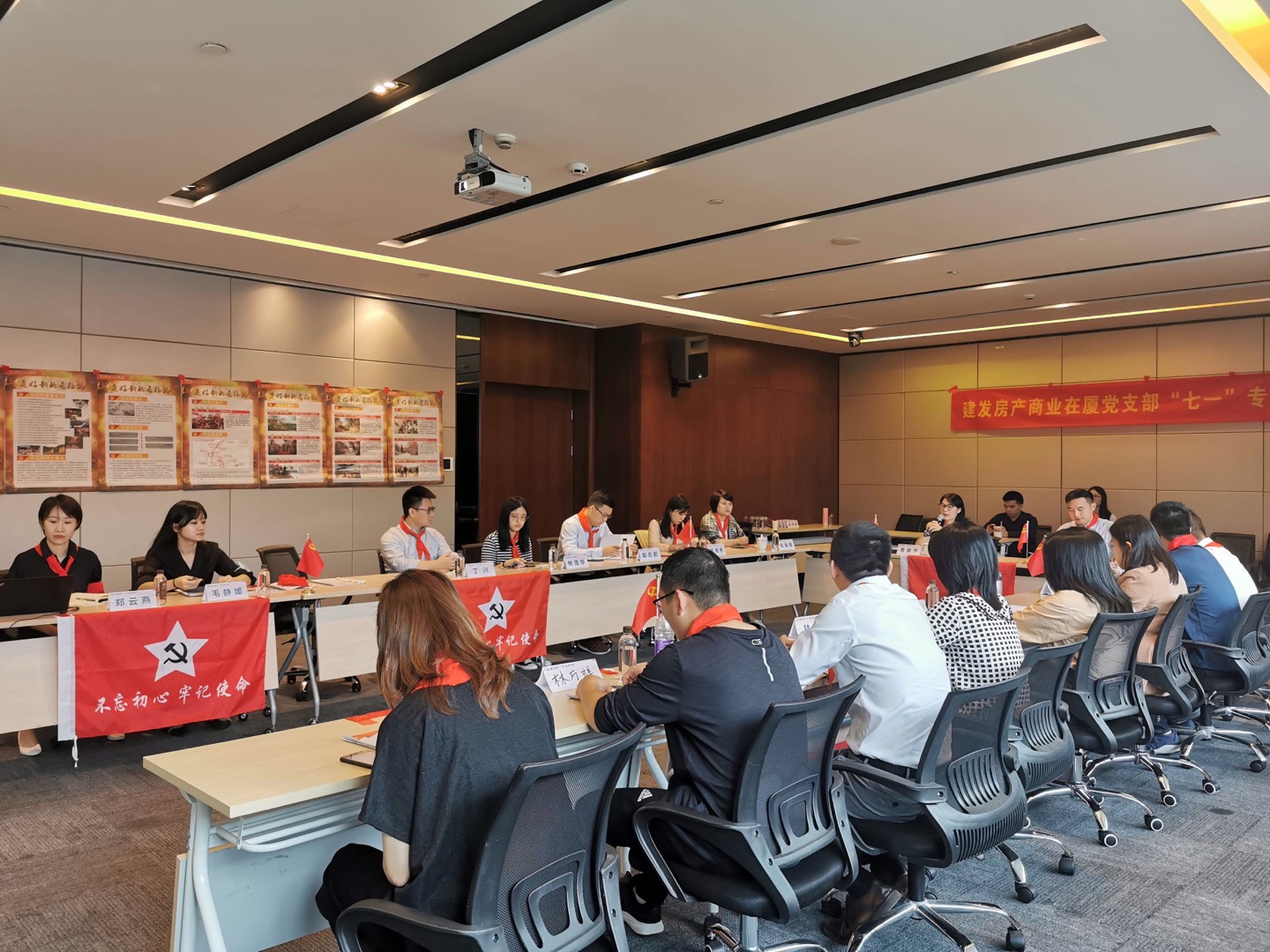 Ê×Ò³|×ðÁú¼¯ÍÅÖйú¹Ù·½ÍøÕ¾