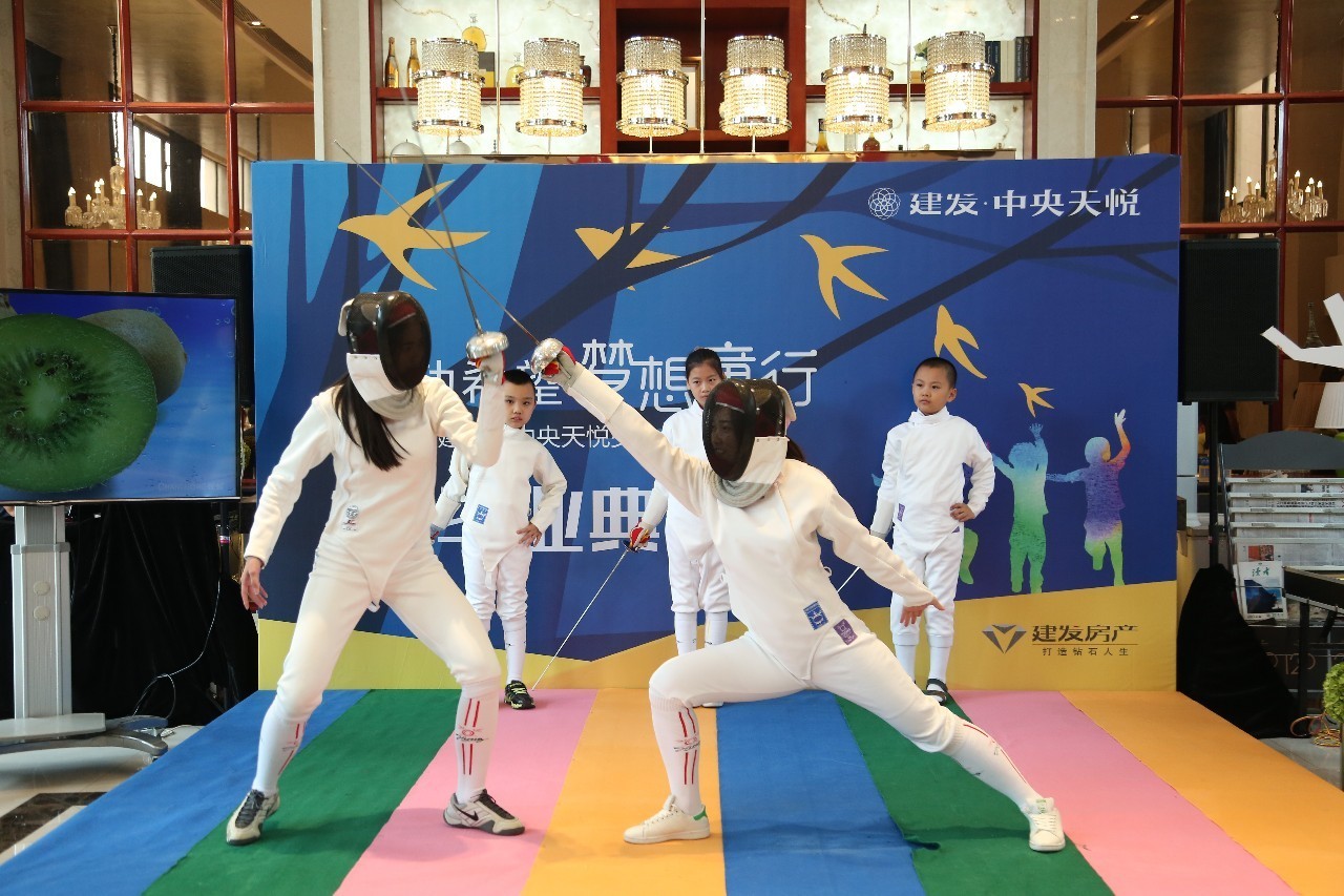 Ê×Ò³|×ðÁú¼¯ÍÅÖйú¹Ù·½ÍøÕ¾