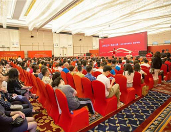 �����š���������λʢ���̣������������Ʋ��ɵ�